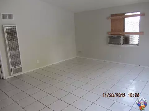 44629 4th St, Lancaster, CA 93535 photo 3
