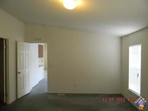 33414 165th St, Llano, CA 93544 photo 6