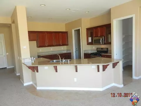 36458 50th St, Palmdale, CA 93552 photo 4