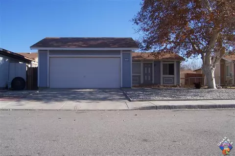 43642 22nd St E, Lancaster, CA 93535 photo 1