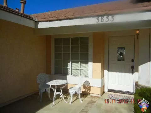 3833 Jonathan Ct, Lancaster, CA 93536 photo 3