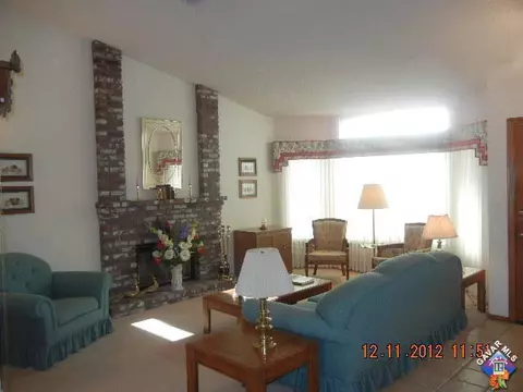 3833 Jonathan Ct, Lancaster, CA 93536 photo 10