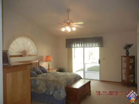 3833 Jonathan Ct, Lancaster, CA 93536 photo 6