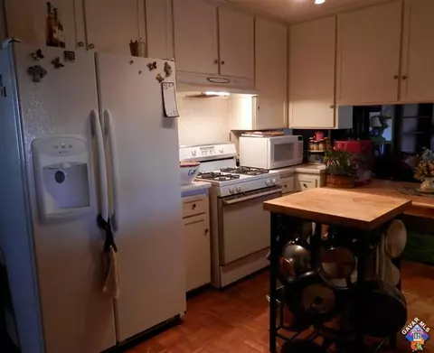 13758 Dogwood Uninc - St, Searles Valley, CA 93562 photo 3