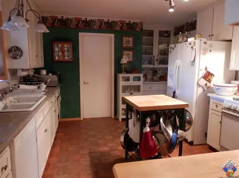 13758 Dogwood Uninc - St, Searles Valley, CA 93562 photo 2