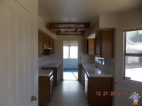 43757 27th St, Lancaster, CA 93535 photo 6