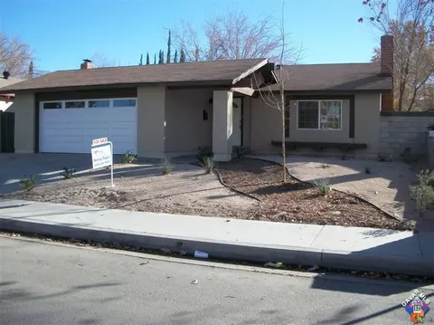 550 E Avenue J4, Lancaster, CA 93535 photo 1