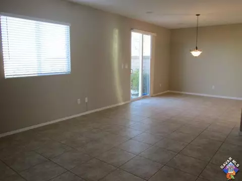 5739 Golding Dr, Lancaster, CA 93536 photo 12