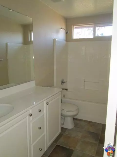 5739 Golding Dr, Lancaster, CA 93536 photo 21