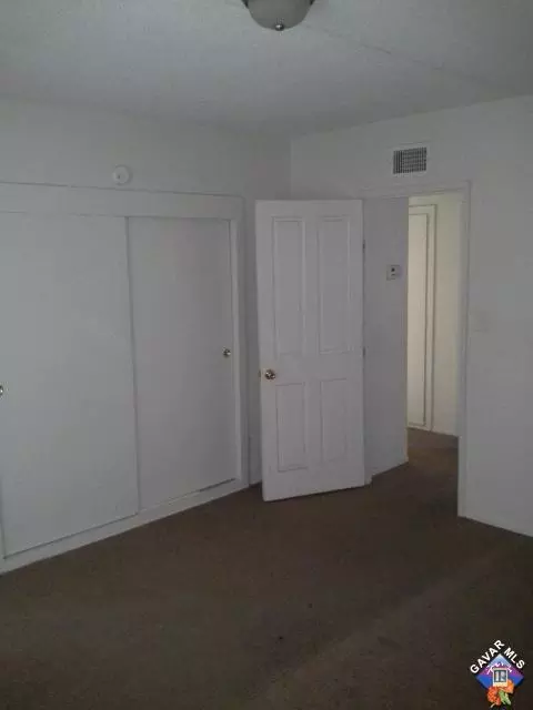 315 E Avenue J8, Lancaster, CA 93535 photo 10