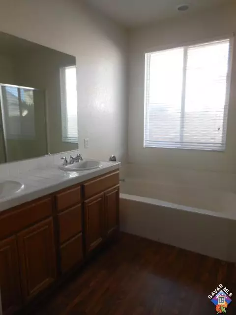 43823 Encanto Way, Lancaster, CA 93536 photo 8