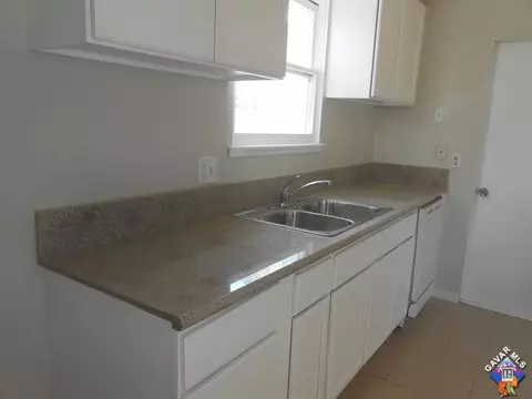 37508 E 4th St, Palmdale, CA 93550 photo 7
