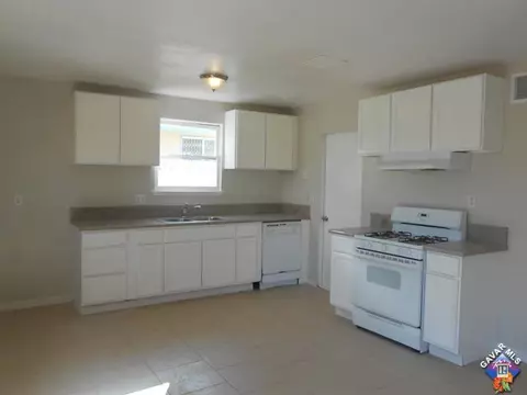 37508 E 4th St, Palmdale, CA 93550 photo 6