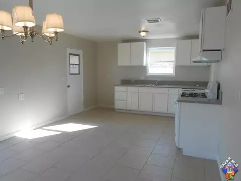 37508 E 4th St, Palmdale, CA 93550 photo 5