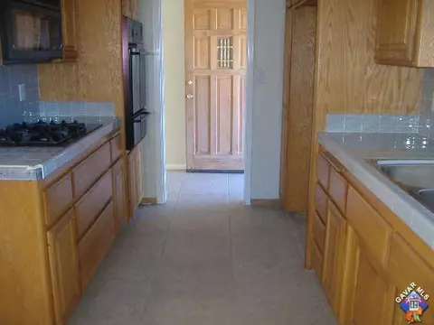 44904 Camolin Ave, Lancaster, CA 93534 photo 5