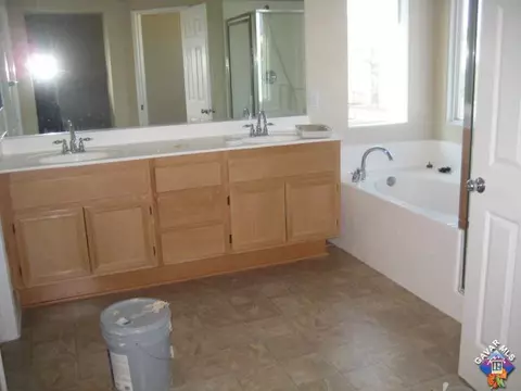 38217 Grant Dr, Palmdale, CA 93552 photo 4