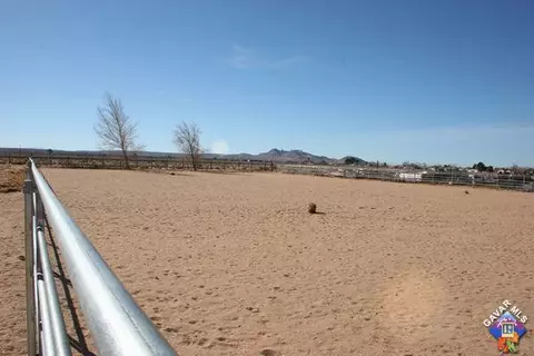27701 Prospect St, Boron, CA 93516 photo 8