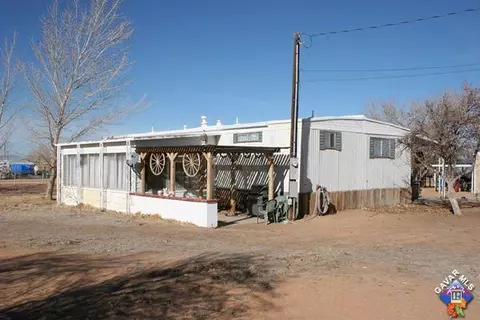 27701 Prospect St, Boron, CA 93516 photo 2