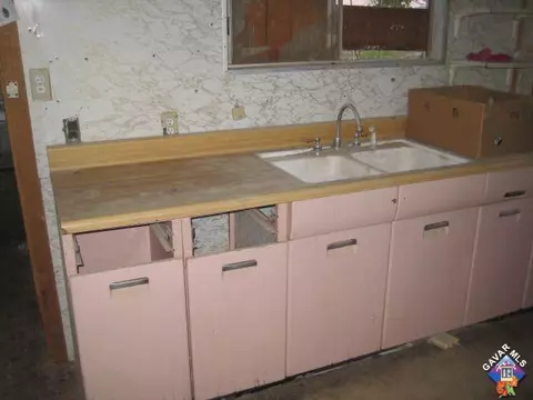 319 Trotter Ave, Mojave, CA 93501 photo 7