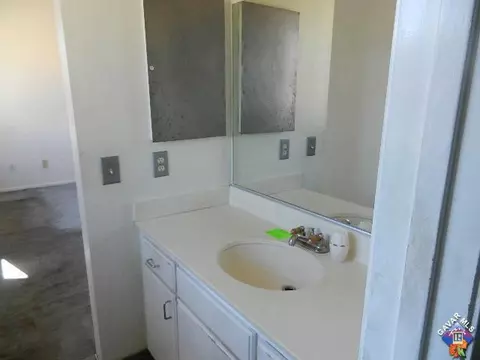 37442 37th St, Palmdale, CA 93550 photo 18