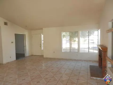 37442 37th St, Palmdale, CA 93550 photo 6