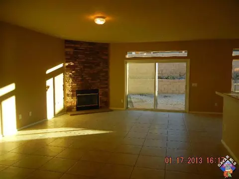 5818 Adobe Dr, Palmdale, CA 93552 photo 3