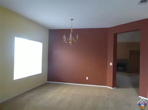 2012 Hart Ct, Lancaster, CA 93536 photo 2