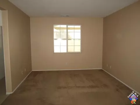 3753 Saddleback Dr, Palmdale, CA 93550 photo 10
