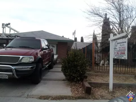519 E Oldfield St, Lancaster, CA 93535 photo 1