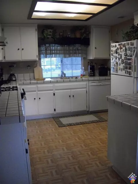 40945 E 172nd St, Lancaster, CA 93535 photo 5