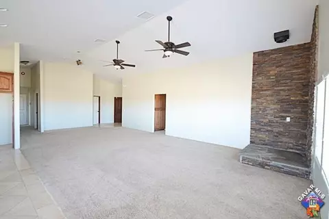 43050 36th St, Lancaster, CA 93535 photo 4