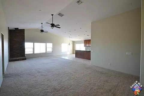 43050 36th St, Lancaster, CA 93535 photo 3