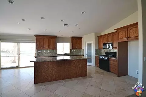 43050 36th St, Lancaster, CA 93535 photo 6