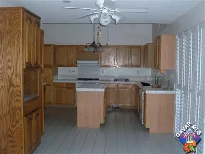 36922 Firethorn St, Palmdale, CA 93550 photo 6