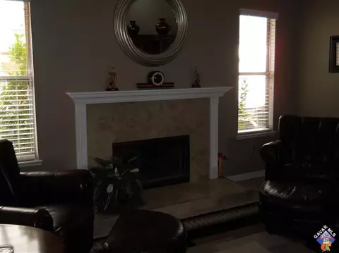 2431 R6 Ave E, Palmdale, CA 93550 photo 5