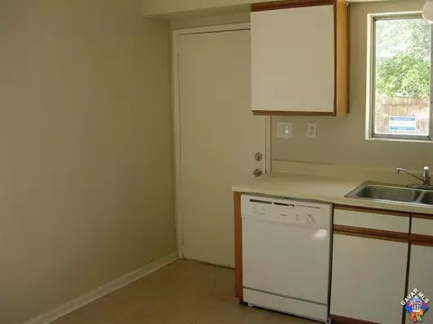 37219 E 55th St, Palmdale, CA 93552 photo 6