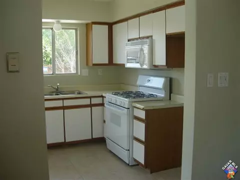 37219 E 55th St, Palmdale, CA 93552 photo 4
