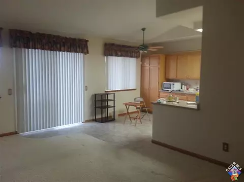 7311 Sandpiper Dr, Lancaster, CA 93536 photo 3
