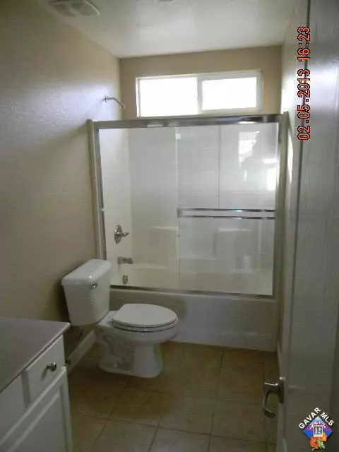 1829 E Jenner St, Lancaster, CA 93535 photo 6