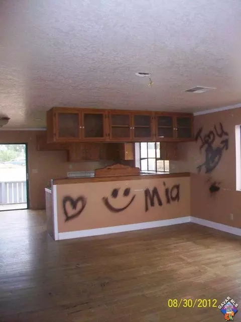 26933 N Hampton Rd, Boron, CA 93516 photo 2