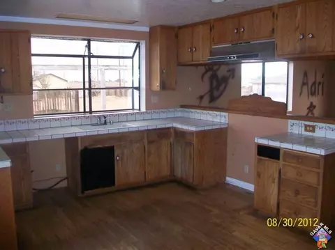26933 N Hampton Rd, Boron, CA 93516 photo 3