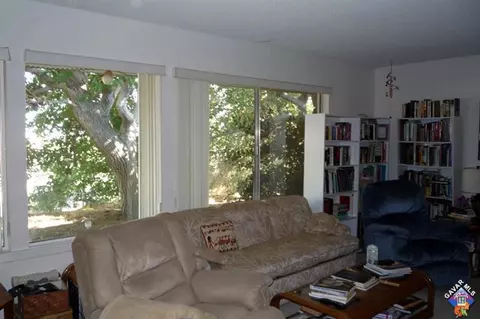 31702 Putt Pl, Llano, CA 93544 photo 3