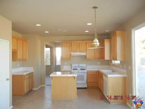 45908 Barham Ave, Lancaster, CA 93534 photo 7