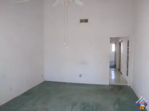 37632 29th St E, Palmdale, CA 93550 photo 2
