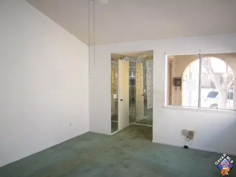 37632 29th St E, Palmdale, CA 93550 photo 4