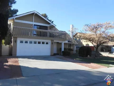 1014 Morven St, Lancaster, CA 93535 photo 1