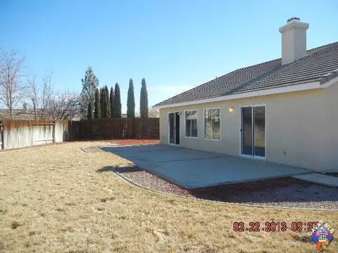 6321 Jasper Ct, Lancaster, CA 93536 photo 10