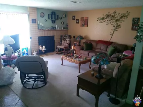 37234 29th Pl, Palmdale, CA 93550 photo 3