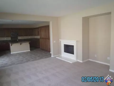 6811 Atmore St, Palmdale, CA 93552 photo 3