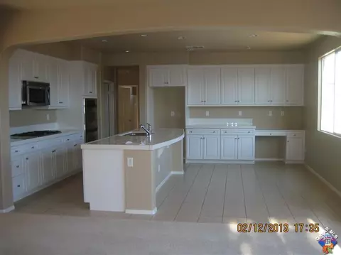 4724 Spur Ave, Lancaster, CA 93536 photo 8
